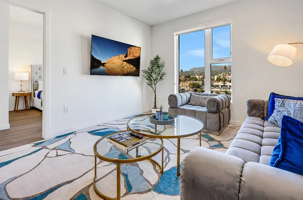 3-Bedroom East Hollywood Premium Apartments