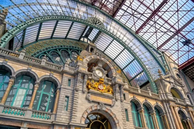 antwerp central station