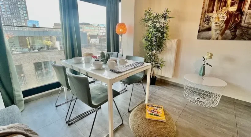 antwerp city centre apartment with dining area