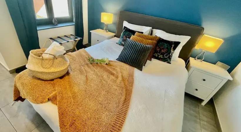 antwerp city centre suite bedroom