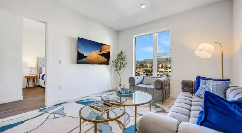 exclusive-hollywood-la-suites-for-business