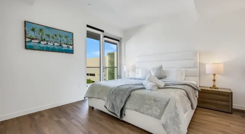 hollywood-la-suites-featuring-multiple-bedroom-layouts