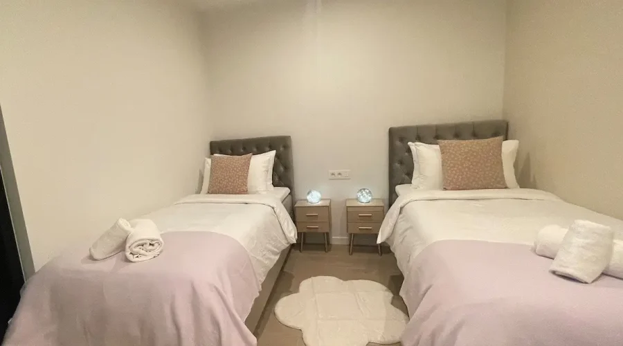 luxury_bedroom_antwerp_signature_suites